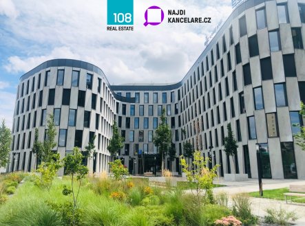 Pronájem kanceláře, 447 m²
