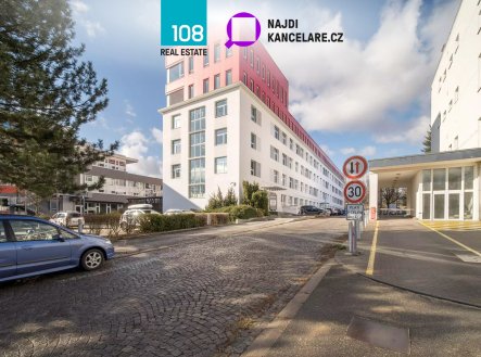 Pronájem kanceláře, 539 m² obrázek