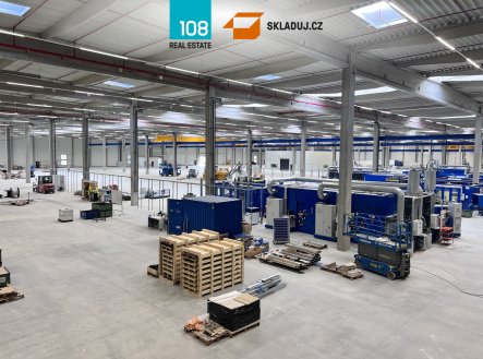 Pronájem komerčního objektu, sklad, 5 000 m²