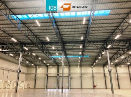 Pronájem komerčního objektu, sklad, 10 385 m²