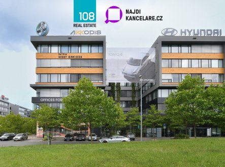 Pronájem obchodní prostory, 442 m²
