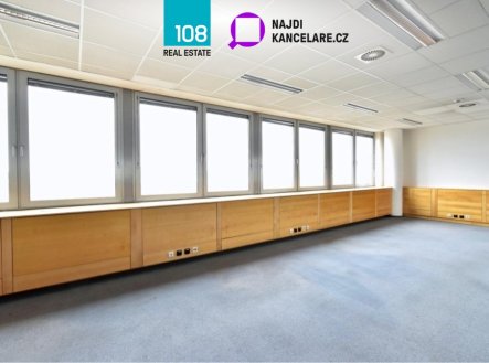 Pronájem kanceláře, 674 m² obrázek