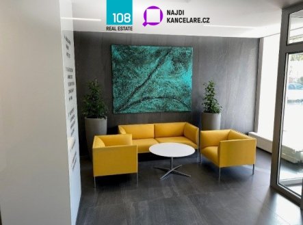 Pronájem kanceláře, 394 m²
