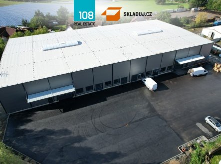 Pronájem komerčního objektu, sklad, 1 300 m²