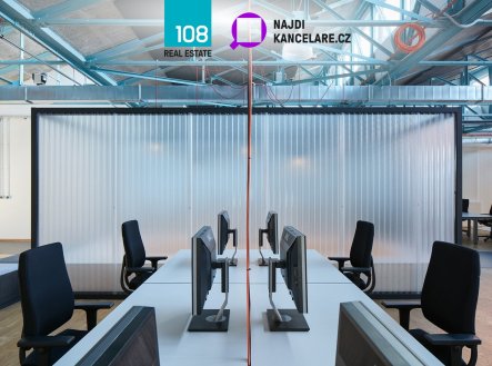 Pronájem kanceláře, 706 m²