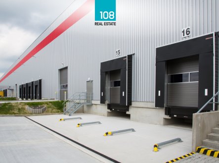 Prodej komerčního objektu, sklad, 11 000 m²