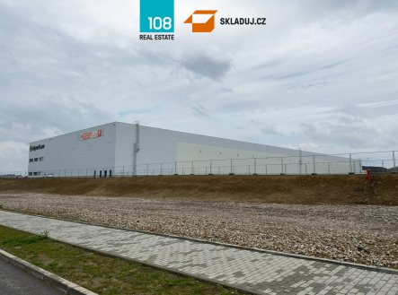 Pronájem komerčního objektu, sklad, 10 000 m²
