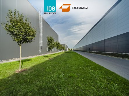Pronájem komerčního objektu, sklad, 15 700 m²