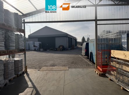 Pronájem komerčního objektu, sklad, 2 235 m²