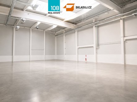 Pronájem komerčního objektu, sklad, 943 m²