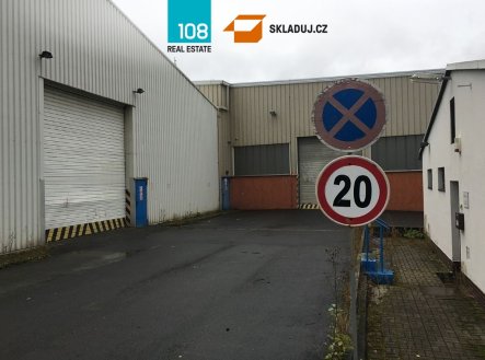 Pronájem komerčního objektu, sklad, 3 400 m²
