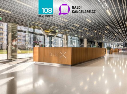 Pronájem kanceláře, 844 m²