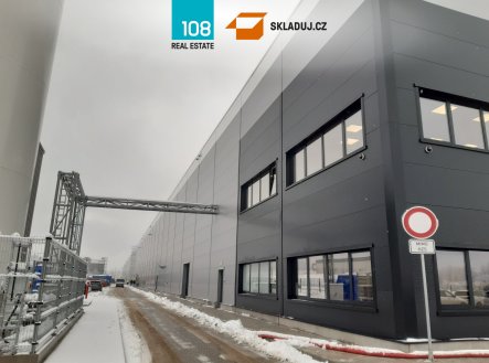 Pronájem komerčního objektu, sklad, 10 000 m²