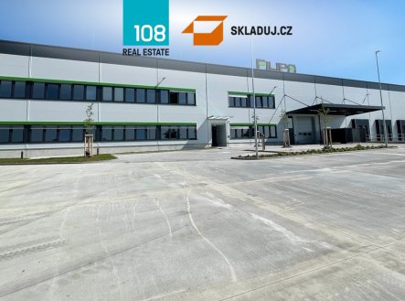 Pronájem komerčního objektu, sklad, 10 000 m²