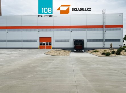 Pronájem komerčního objektu, sklad, 1 800 m²
