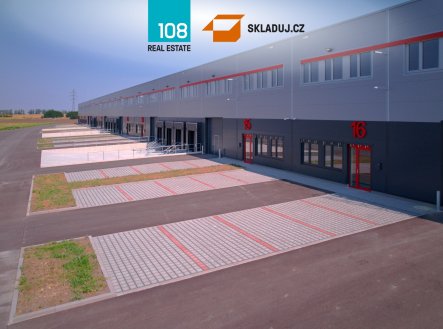 Pronájem komerčního objektu, sklad, 22 000 m²