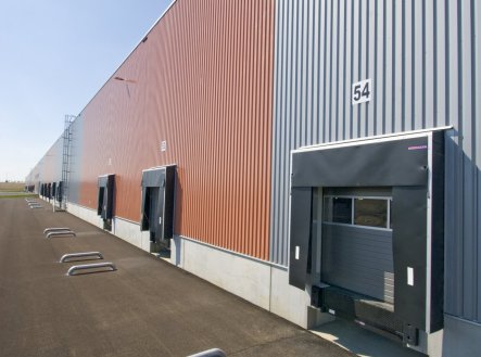 Pronájem komerčního objektu, sklad, 23 569 m²