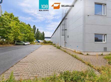 Pronájem komerčního objektu, sklad, 2 830 m²