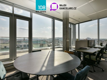 Pronájem kanceláře, 500 m²
