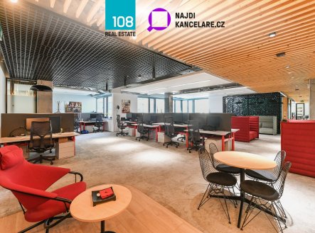 Pronájem kanceláře, 540 m²