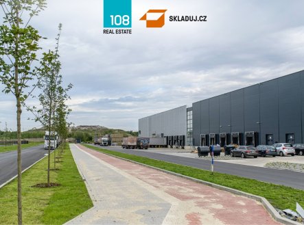 Pronájem komerčního objektu, sklad, 13 500 m²