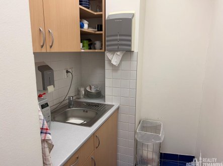Pronájem kanceláře, 34 m²