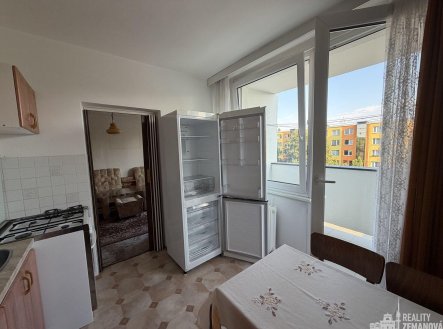 Pronájem bytu, 3+1, 74 m²