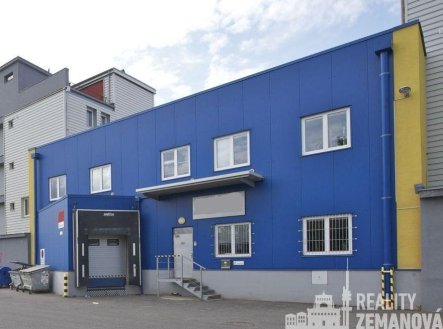 Pronájem skladu, 1 395 m²
