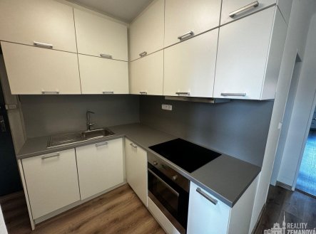Pronájem bytu, 1+1, 40 m²