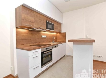 Pronájem bytu, 1+kk, 30 m²