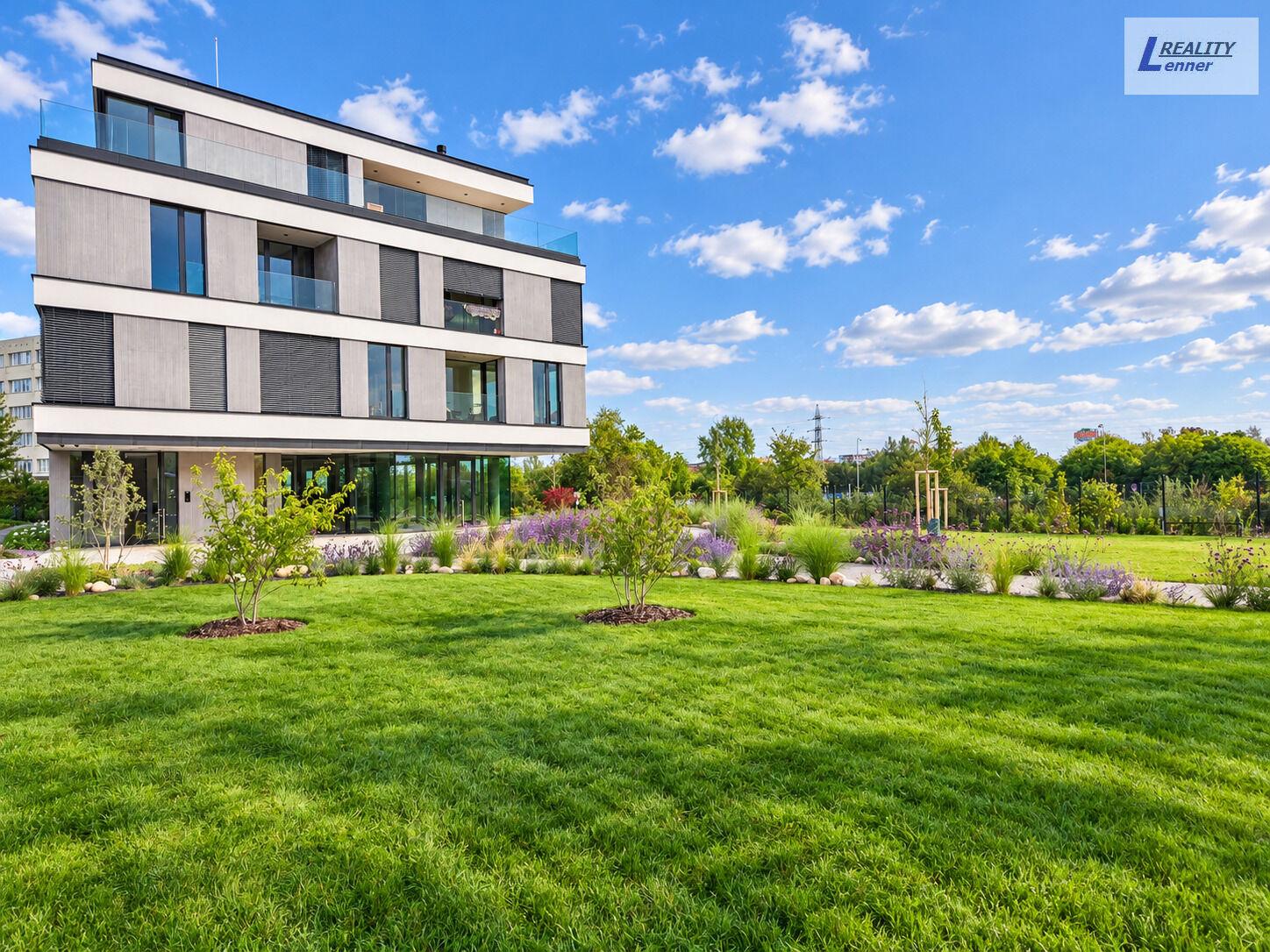 Pronájem bytu 2+kk, Rezidence Do Zahrádek II, 75 m2, 1. patro, terasa 5 m2