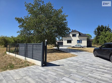 Pronájem domu/vily, 145 m²