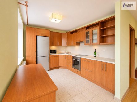 Pronájem bytu, 3+kk, 80 m²