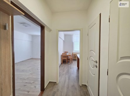 Pronájem bytu, 1+1, 39 m²