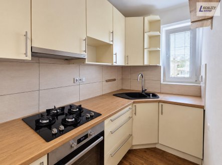 Pronájem bytu, 3+1, 63 m²