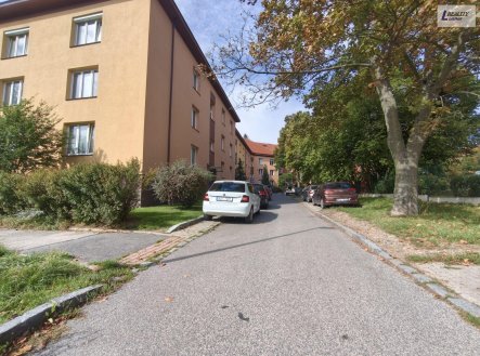 Pronájem bytu, 3+kk, 65 m²