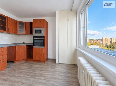 Pronájem bytu, 3+1, 99 m²