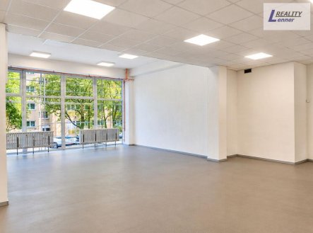 Pronájem obchodní prostory, 124 m²