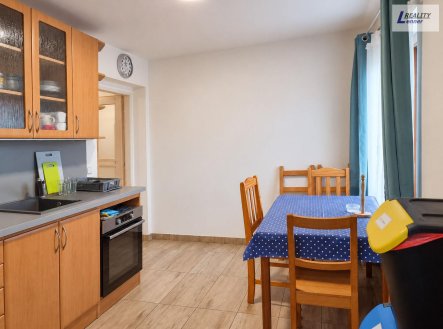 Pronájem bytu, 2+1, 62 m²