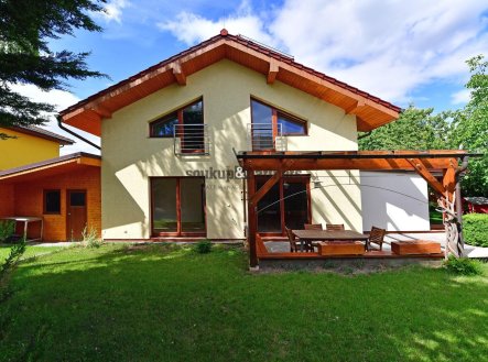 Prodej domu/vily, 211 m²