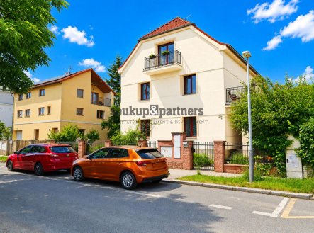 Prodej domu/vily, 352 m²