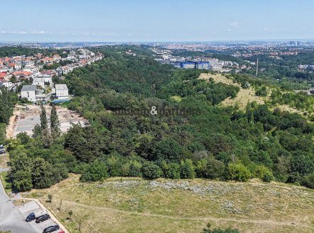 Prodej pozemku pro komerční výstavbu, 9 916 m²