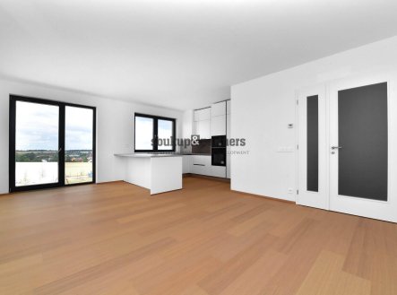 Pronájem bytu, 3+kk, 117 m²
