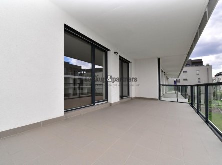 Pronájem bytu, 3+kk, 117 m²