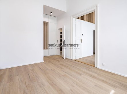 Pronájem bytu, 2+kk, 43 m²
