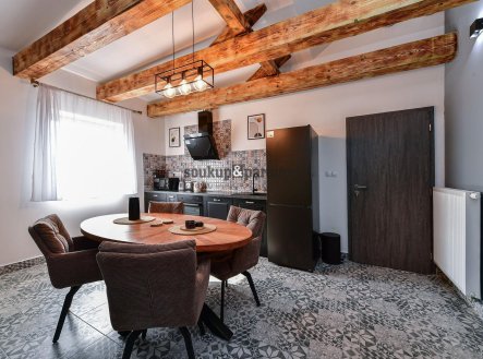 Pronájem bytu, 3+1, 100 m²