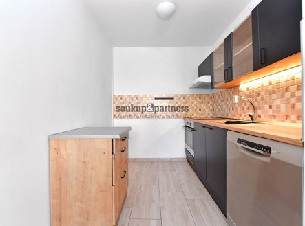 Pronájem bytu, 2+kk, 43 m²