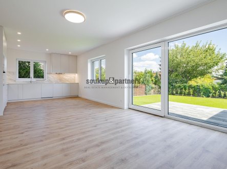 Pronájem domu/vily, 193 m²