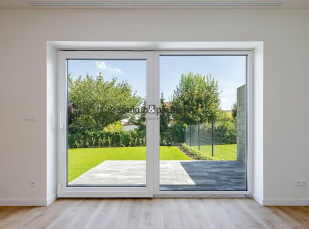 Pronájem domu/vily, 193 m²