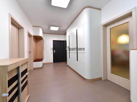 Prodej bytu, 4+kk, 136 m²